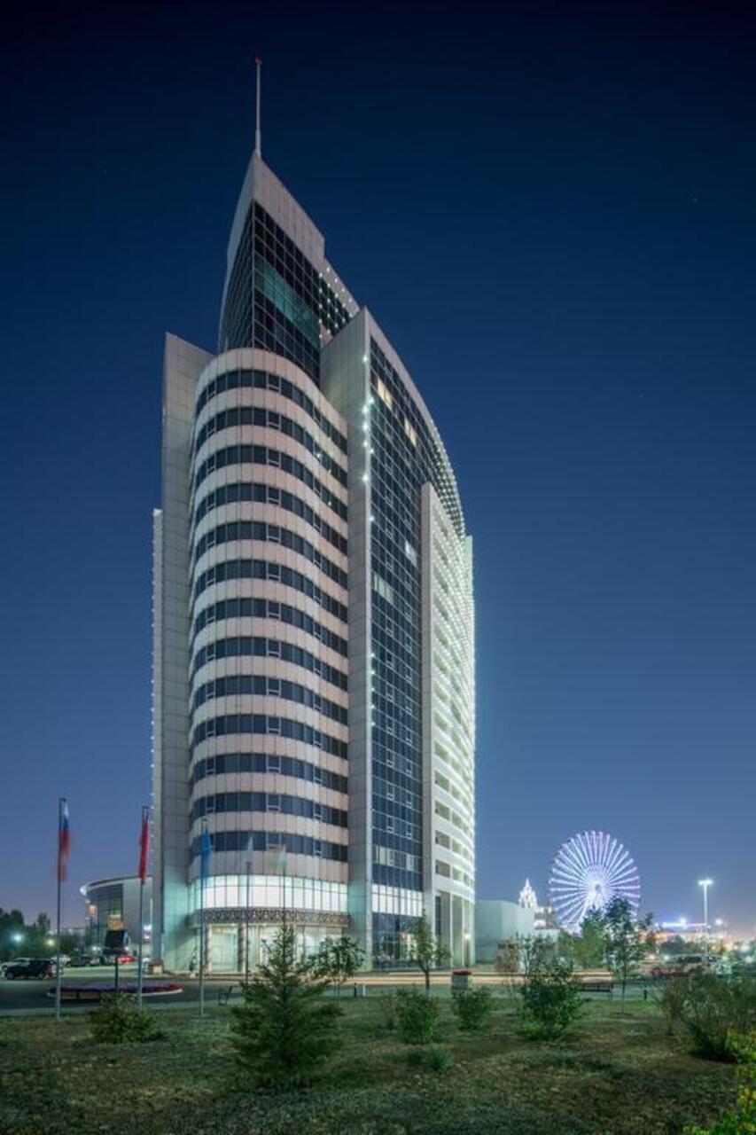 Hotel Duman Astana Buitenkant foto