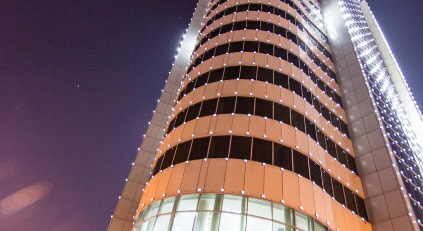 Hotel Duman Astana Buitenkant foto