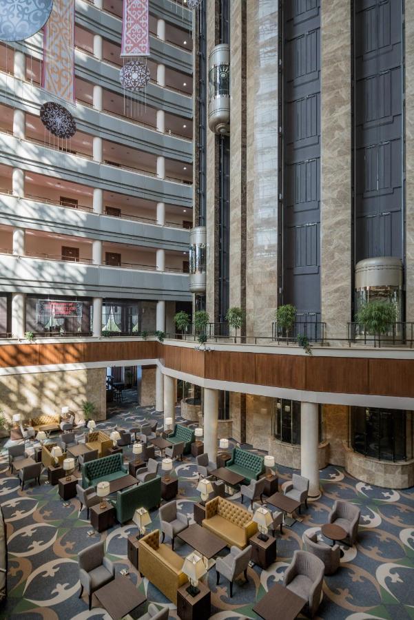 Hotel Duman Astana Buitenkant foto